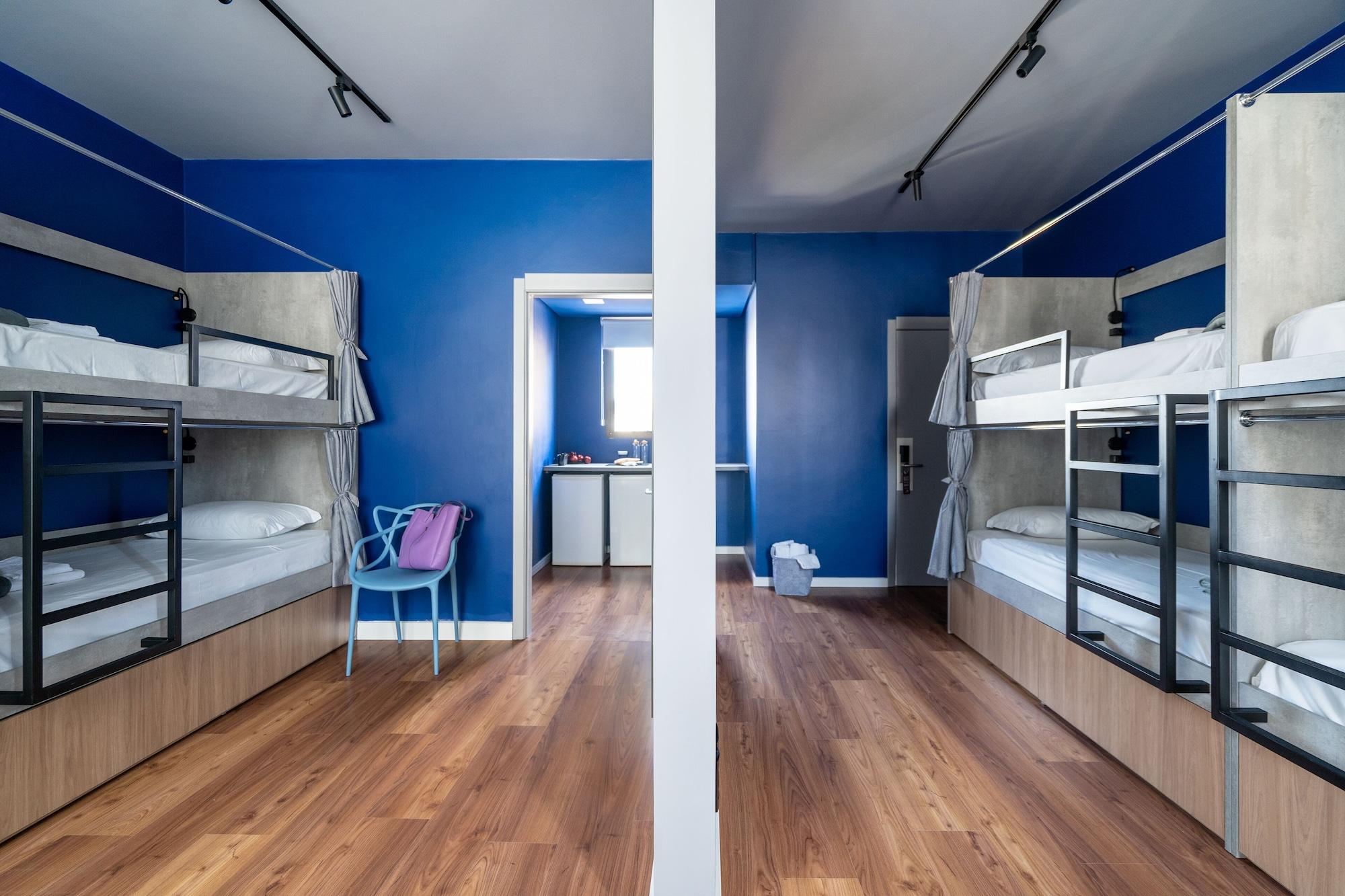 Swan Generation Hotel 4*