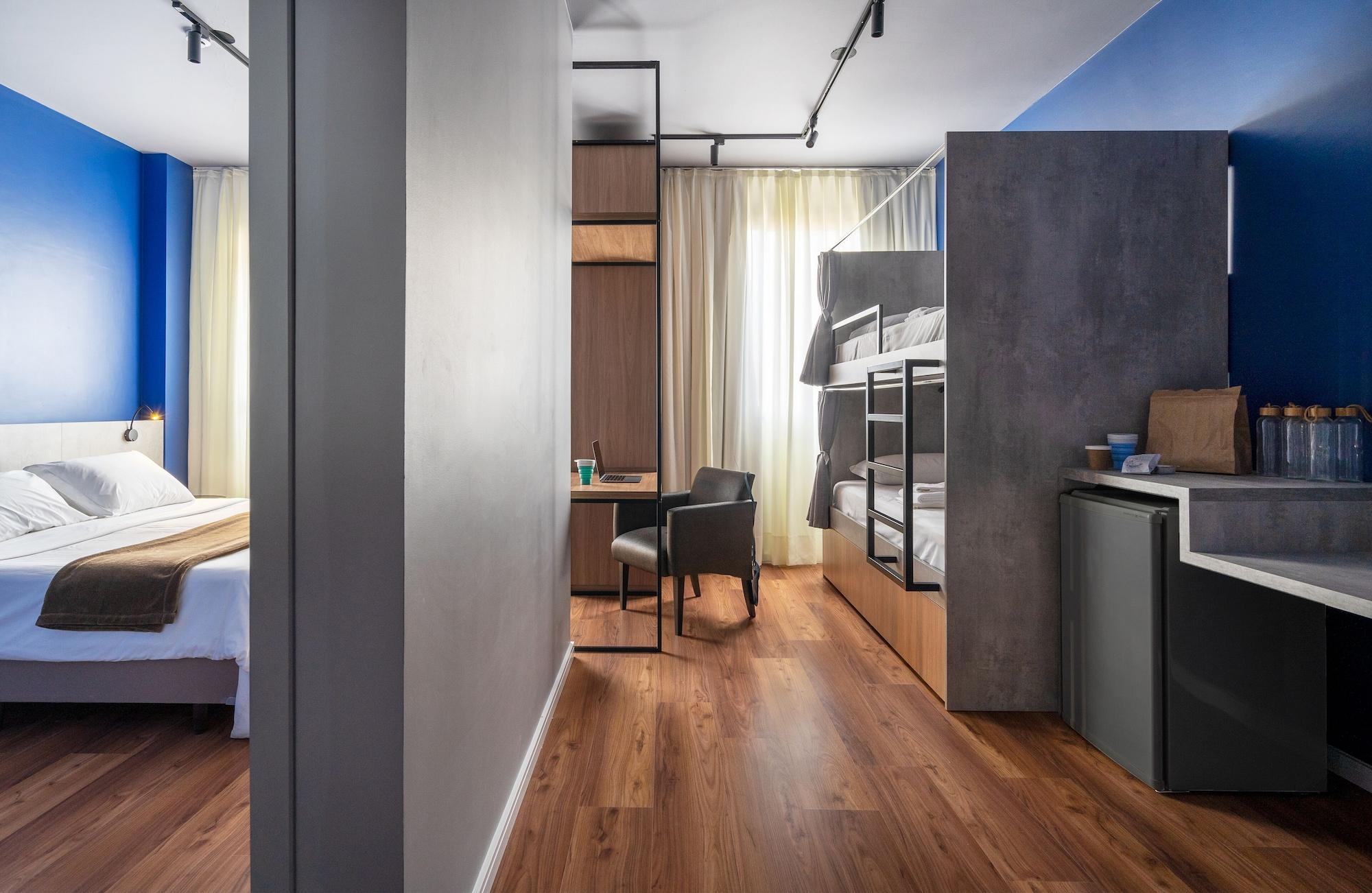 Swan Generation Hotel 4*